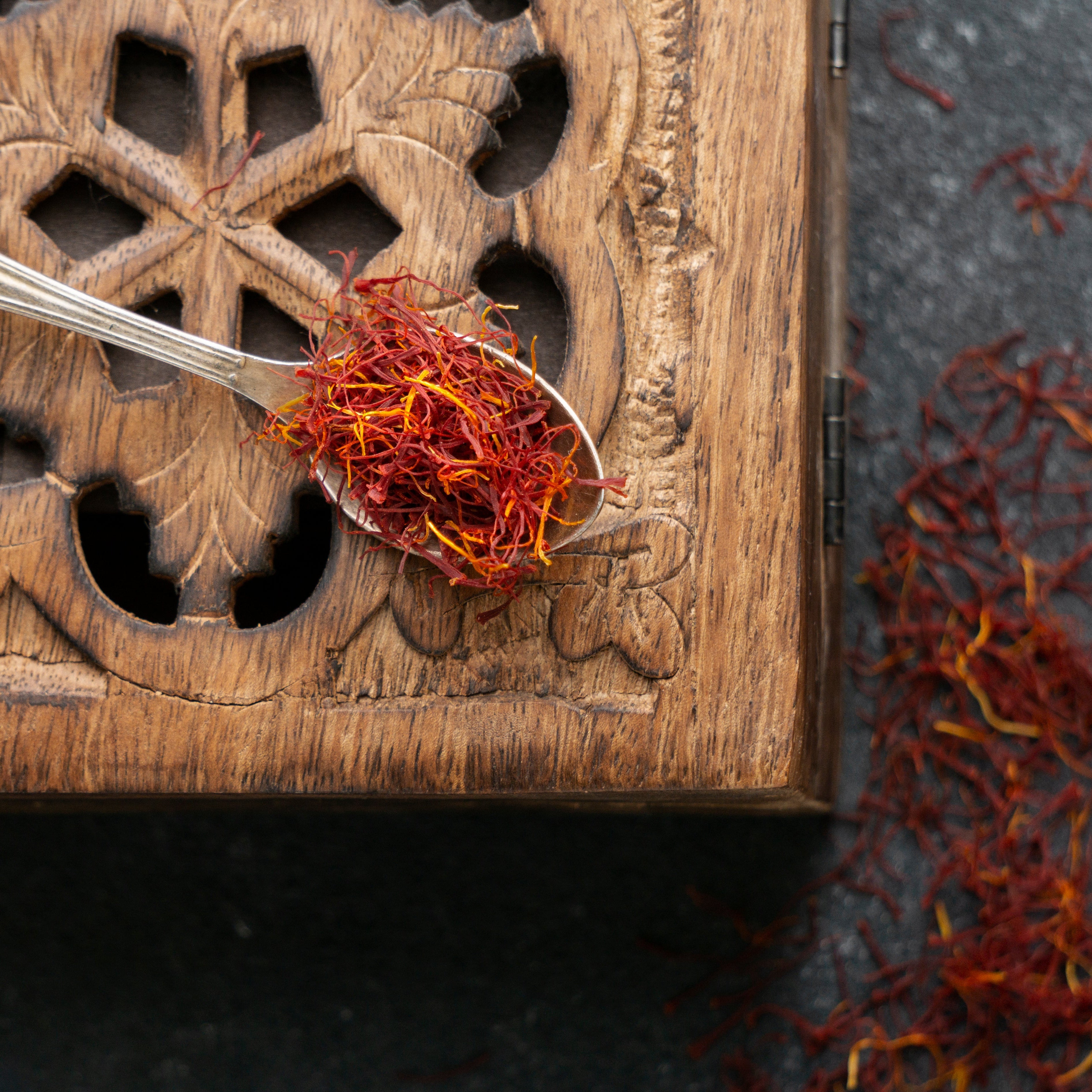 Cedar & Saffron Fragrance Oil - FragranceBuddy
